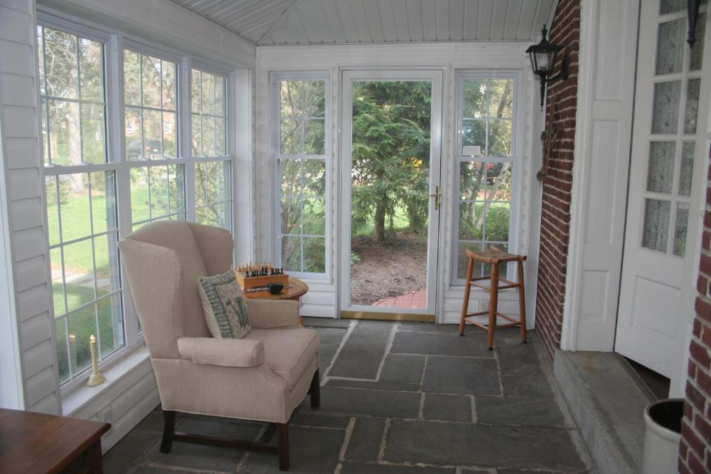 Red Lion Bed & Breakfast Exterior photo